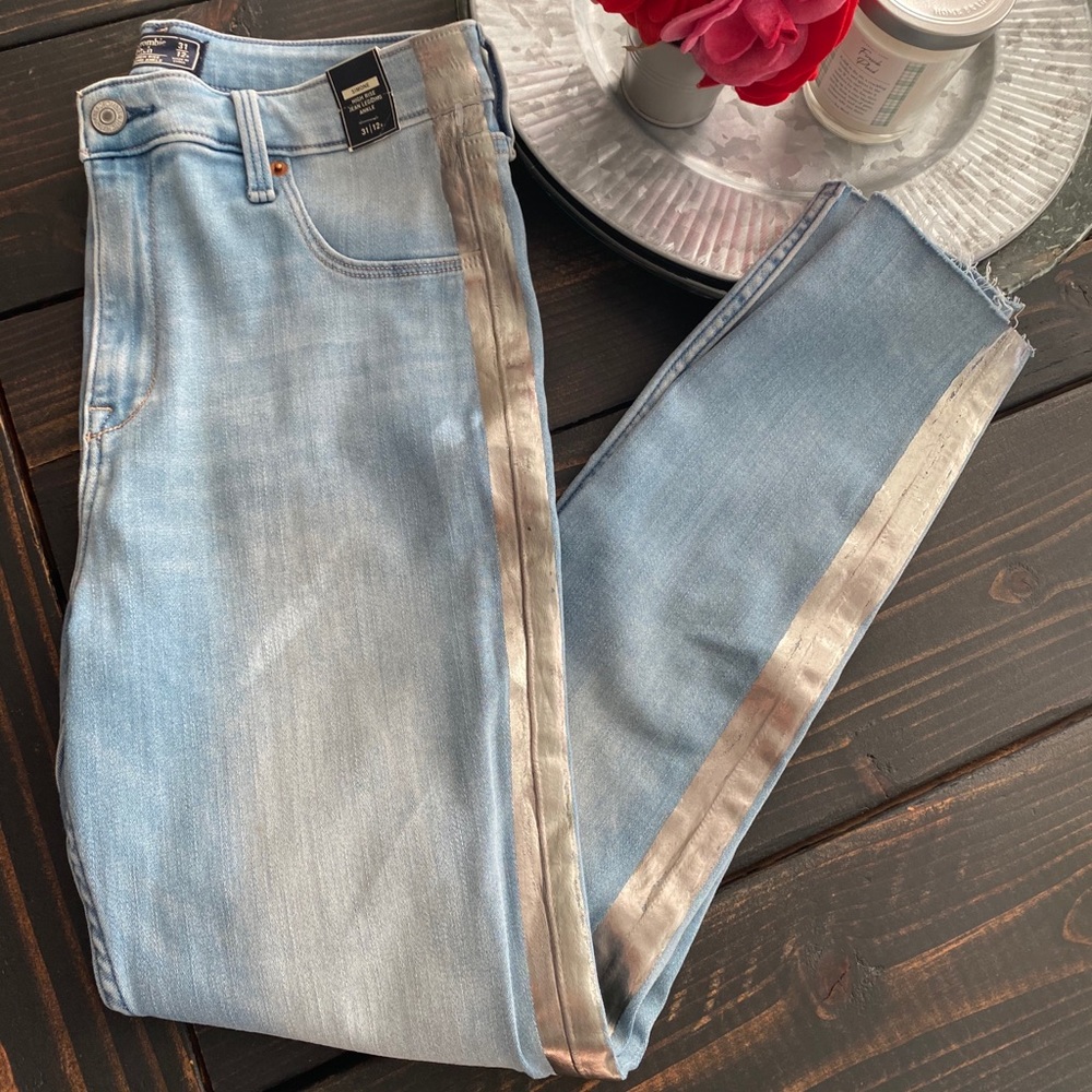 Skinny jeans